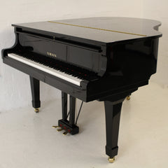 YAMAHA G1 E GRAND PIANO BLACK (Renewed) Made in JAPAN Serial # 5230408