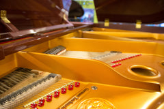 RITMULLER Baby Grand Piano R8 Brown