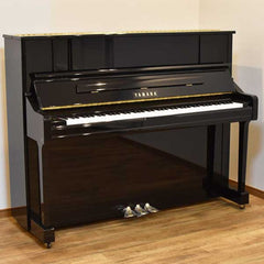 YAMAHA YM10 Upright Piano – Black | Japan Made | Renewed / Serial: 5861686