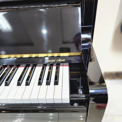 KAWAI Upright Piano DS-6 5– Reconditioned