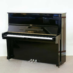 Yamaha Upright Piano U2H Black / Renewed | Made in Japan / Serial: 2889984
