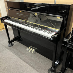 Yamaha Upright Piano b113 Black / Renewed | Serial Number:  J35387814