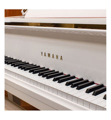 YAMAHA Baby Grand G2E WHITE (Reconditioned)