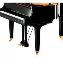 Yamaha Baby Grand Piano G2E  (Renewed)